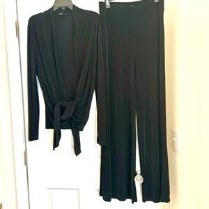 Boston Proper long sleeve top and pants. Stretchy. Size Medium black